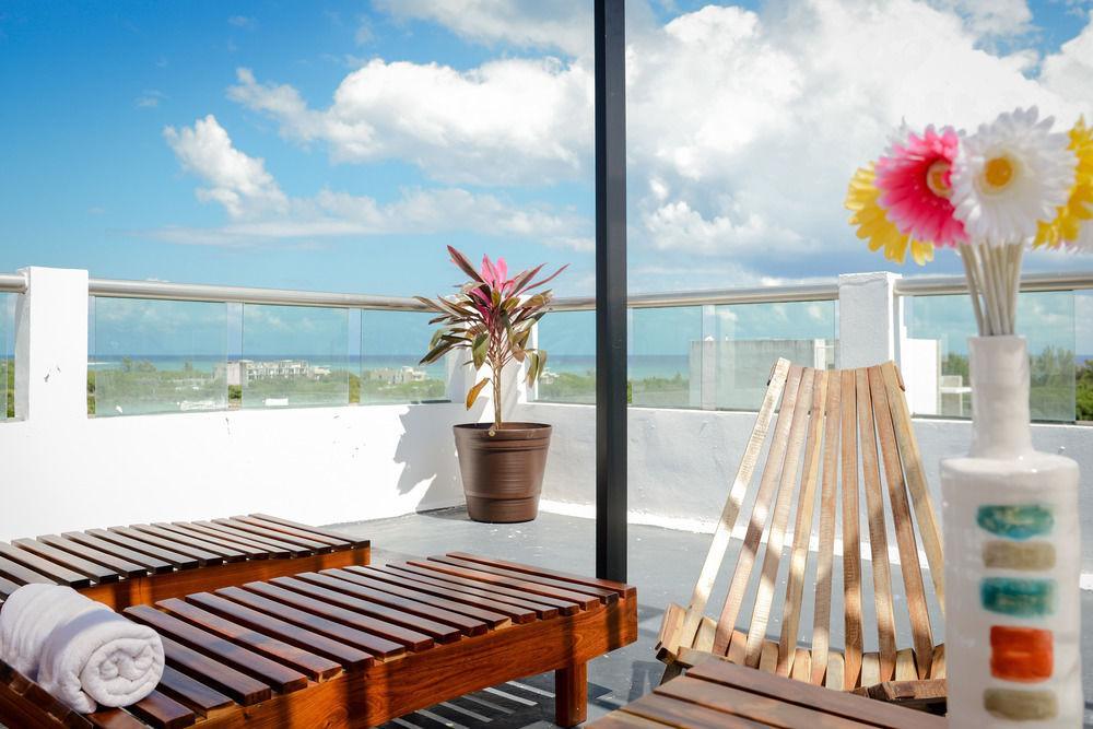 Aparthotel La Playa 3*
