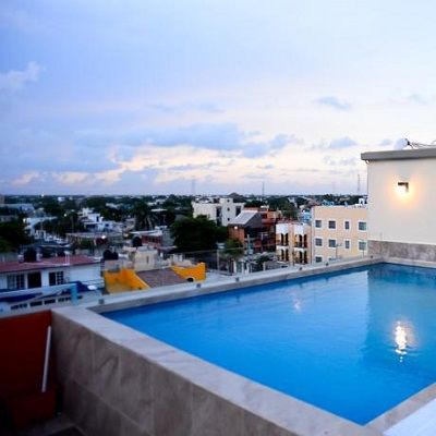 Sunrise 42 Hotel