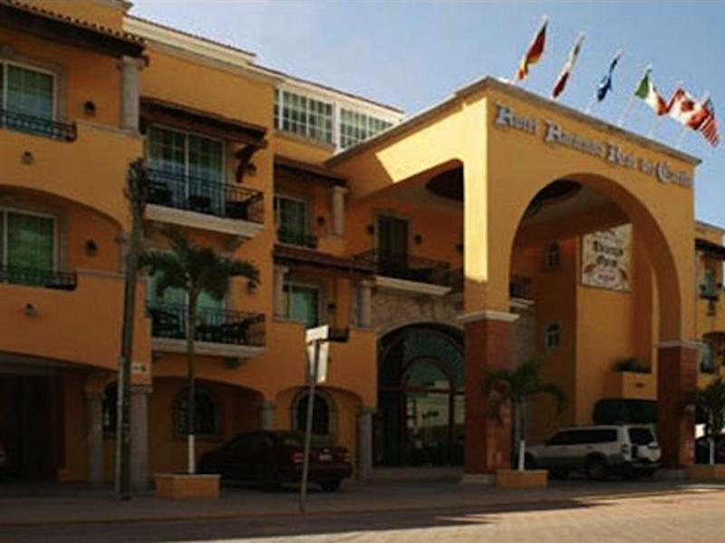 Hacienda Real Del Caribe 4*