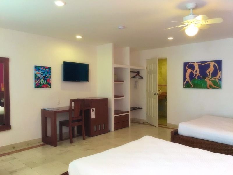 Hotel Illusion Boutique 