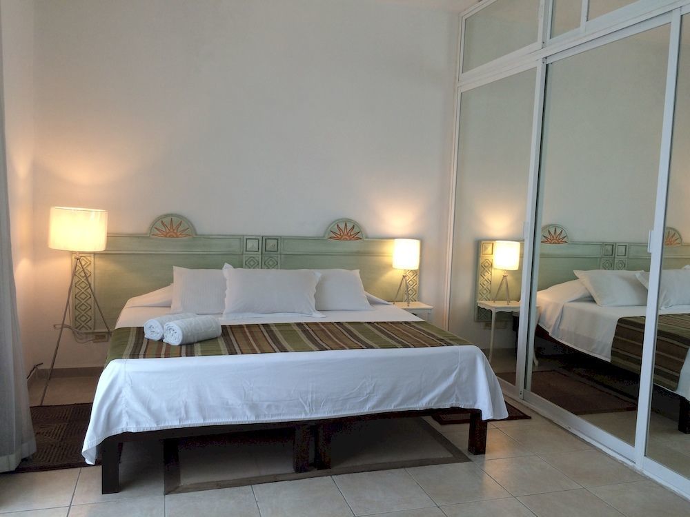 Nasim Con Acceso Club Gratis, Metros 5th Avenida Playa del Carmen