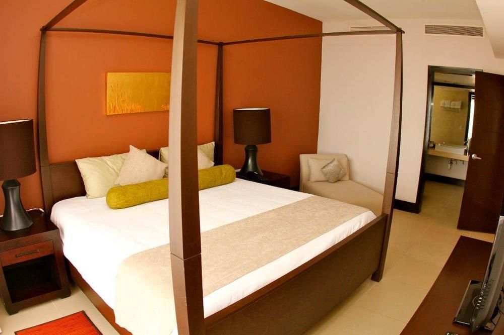 Bric & Playa del Carmen