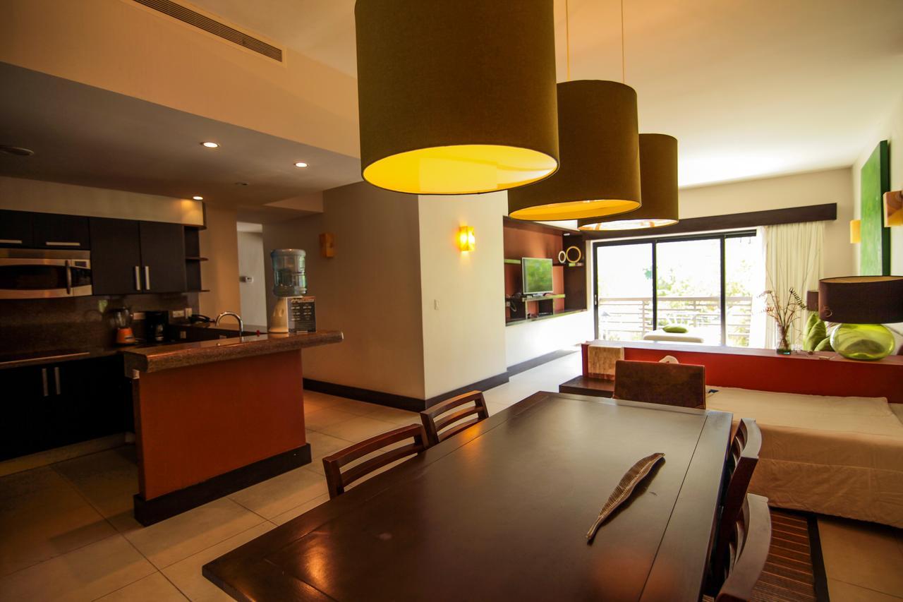 Apartahotel Aldea Thai By Blue Oceanfront 4*