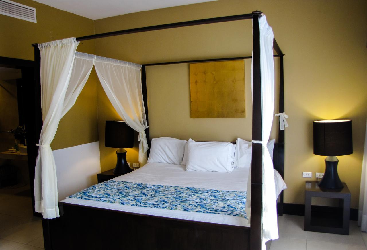 Apartahotel Aldea Thai By Blue Oceanfront