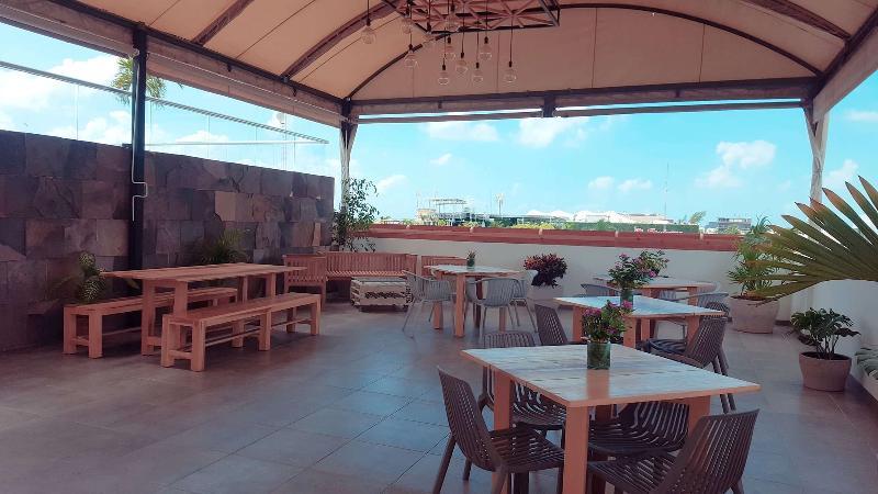 Soho Playa Hotel