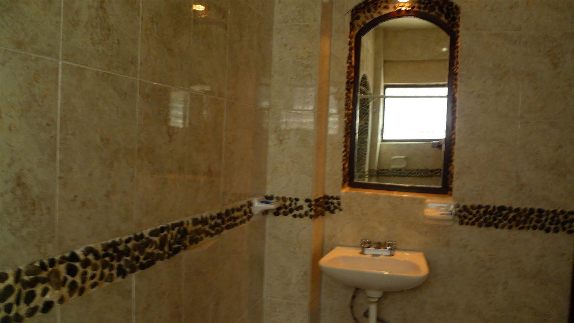 Hotel Delfin 2*