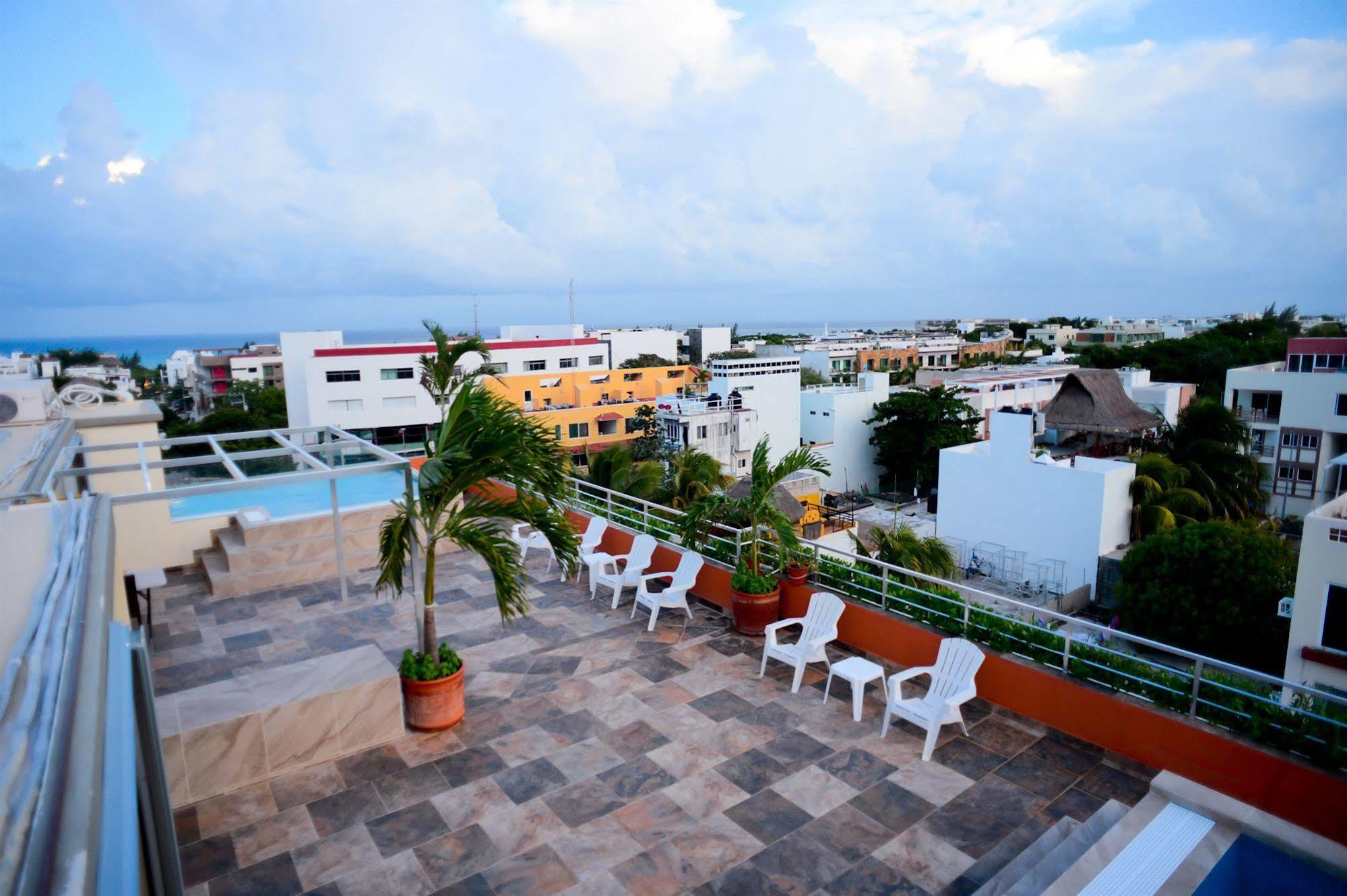Sunrise 42 Playa del Carmen
