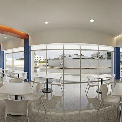 Hotel One 3*