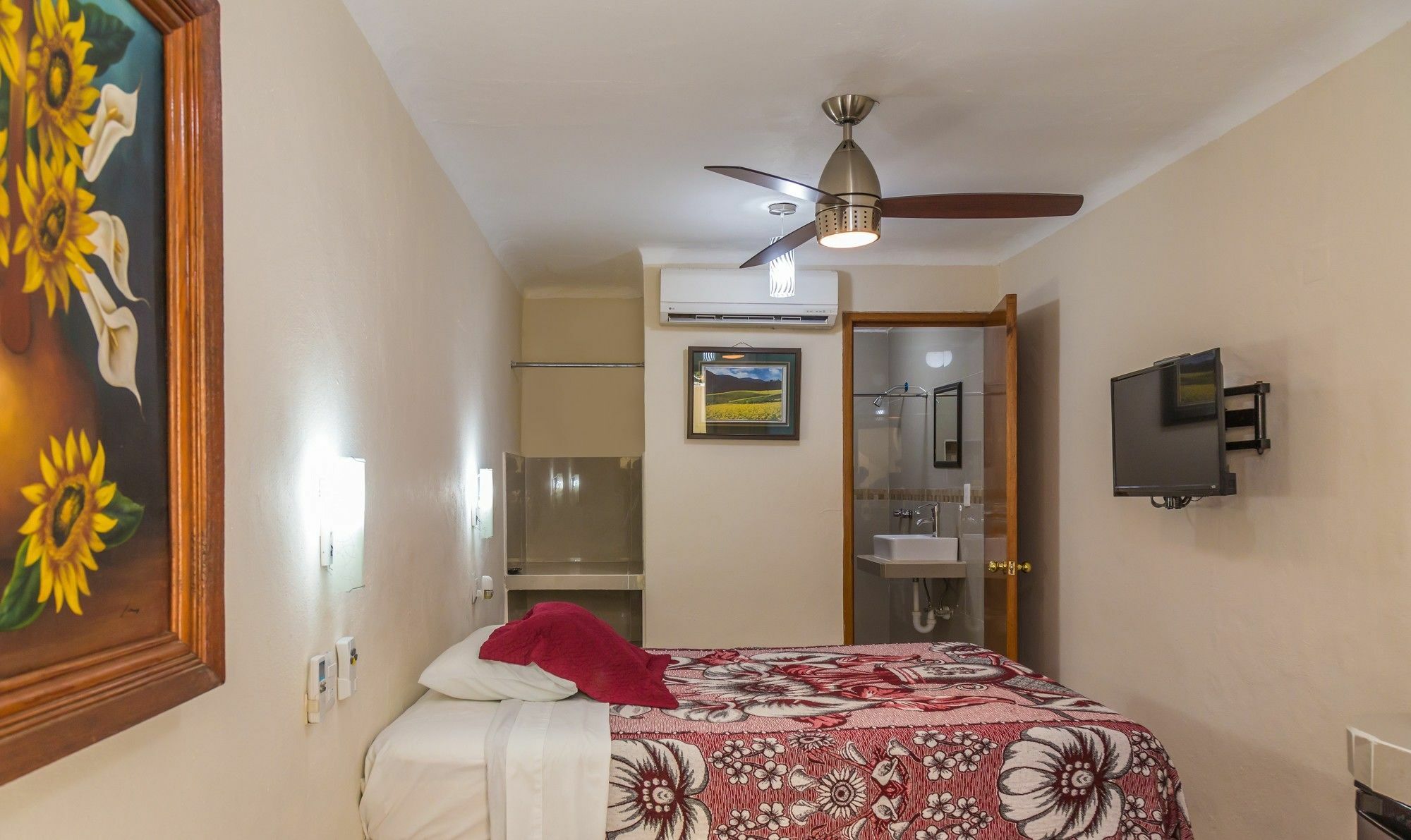 Inn Flamingos 3*