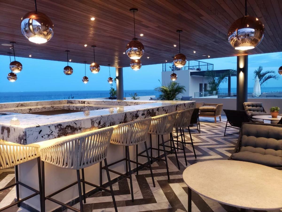 Singular Joy Downtown Residences 3*