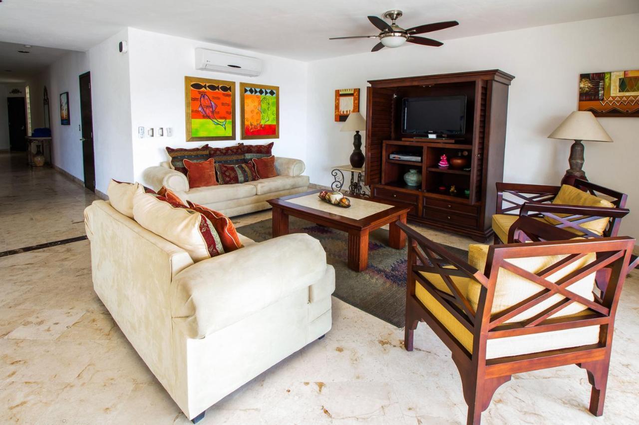 Corto Maltes 205 Ocean Front 2 Bdrs Apt Playa del Carmen