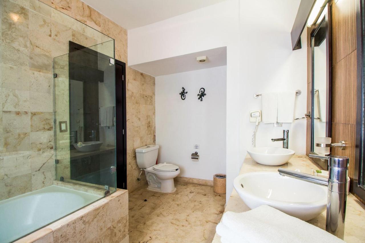 Apartment Corto Maltes 205 Ocean Front 2 Bdrs Apt Playa del Carmen