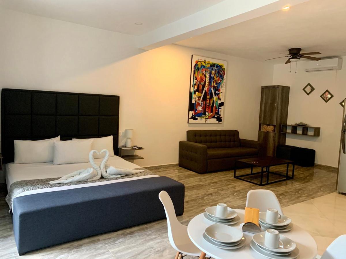 Silversands Boutique - 5th Ave 5*