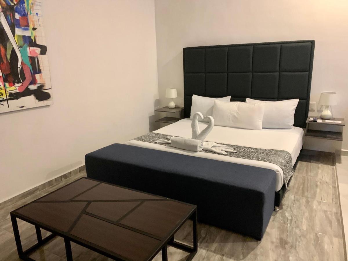 Silversands Boutique - 5th Ave 5*