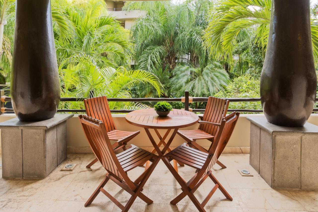 Hotel El Taj Oceanfront And Beachside Playa del Carmen