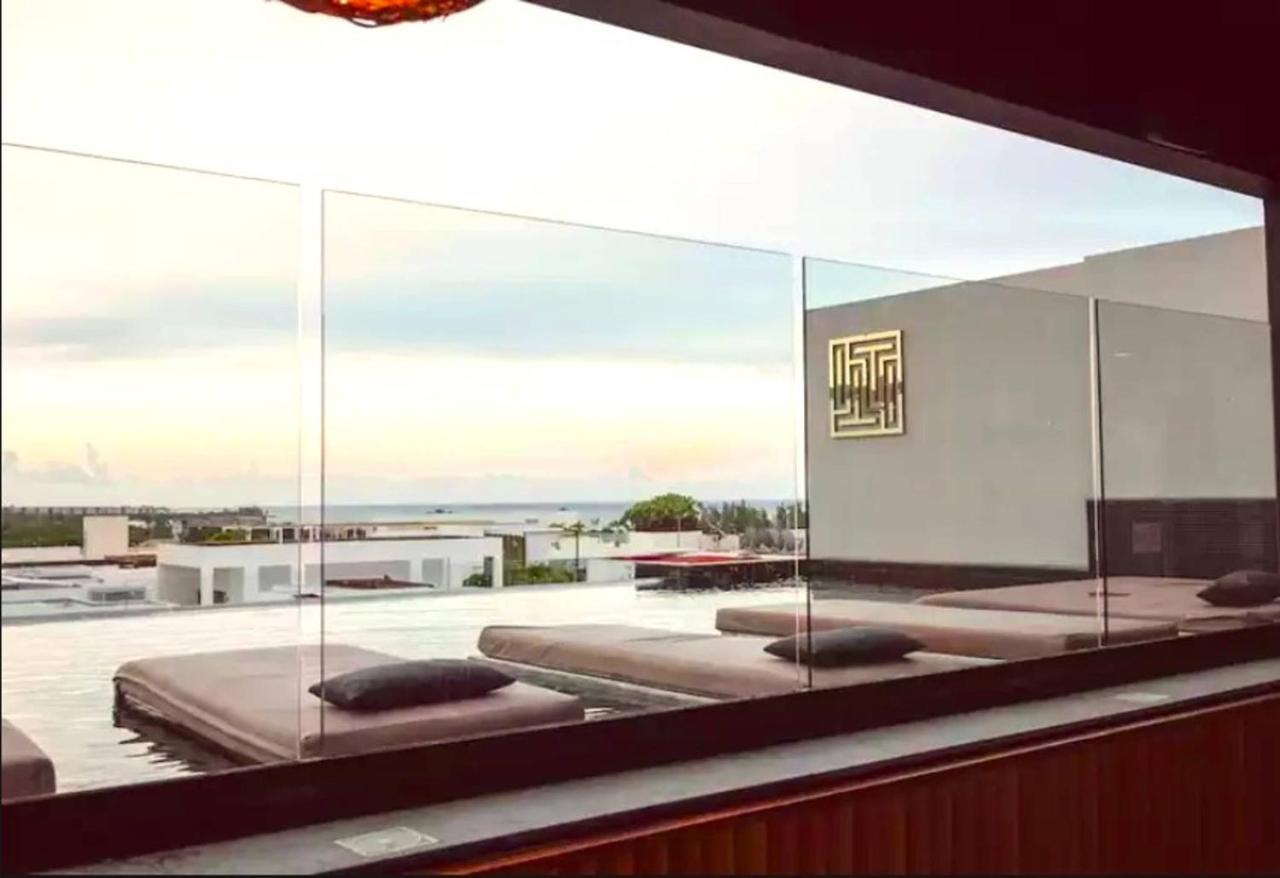 It Residence, Location, Luxury 2 Bedroom Two Roof Pools Club Included Ferienhaus