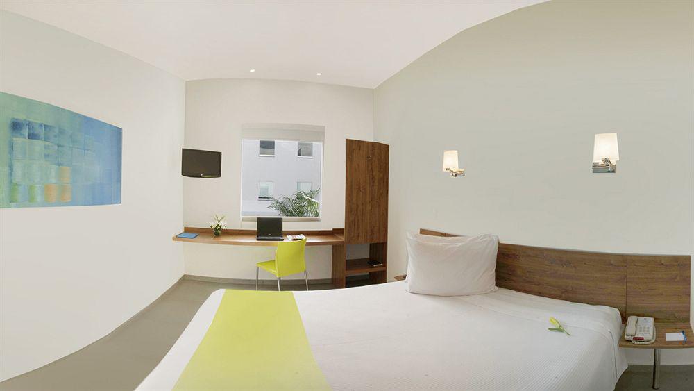 Hotel One 3*