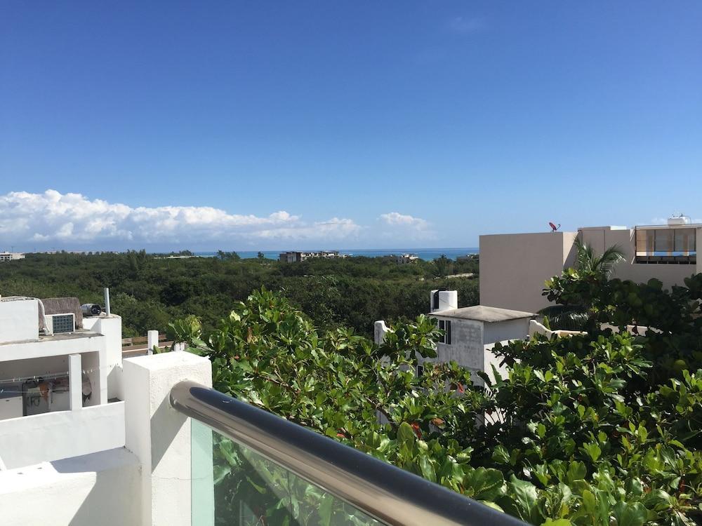 Encantada Aparthotel Playa del Carmen