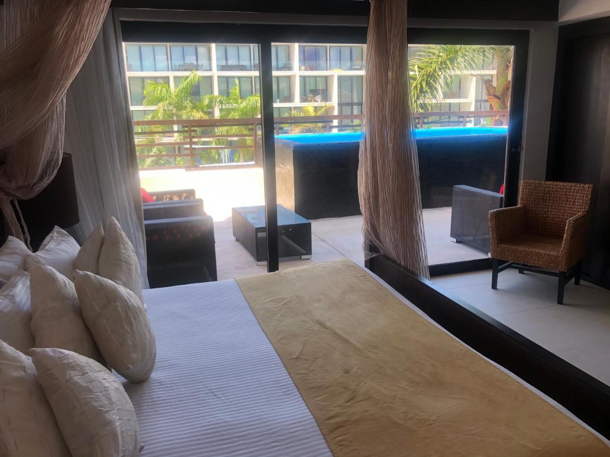 Aldea Thai By Blue Oceanfront Apartahotel 4*